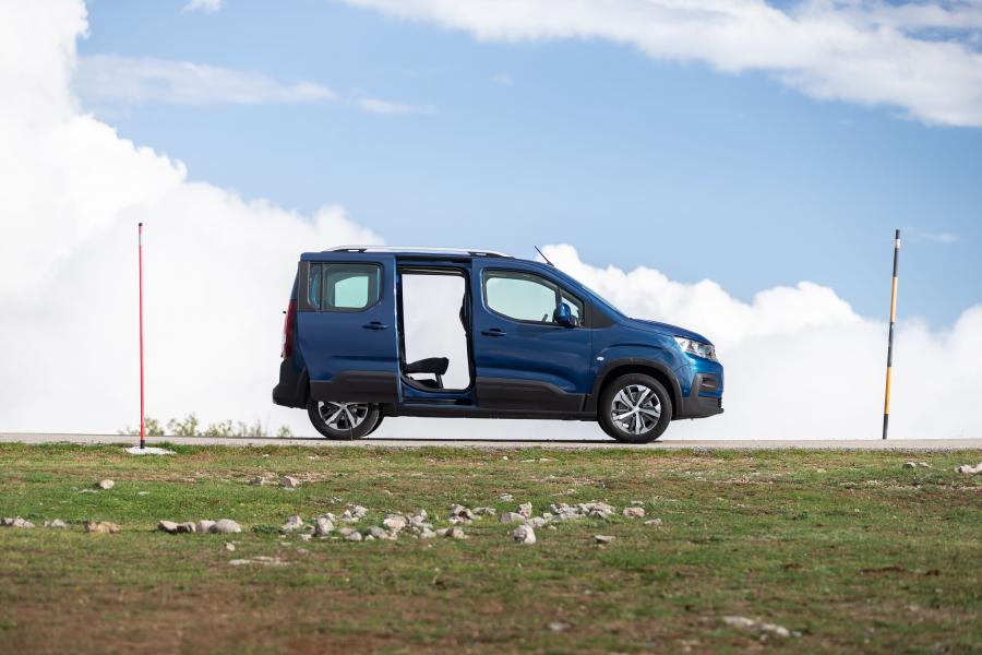  Peugeot Rifter 2018 года  (WW) (фото 36 из 43)